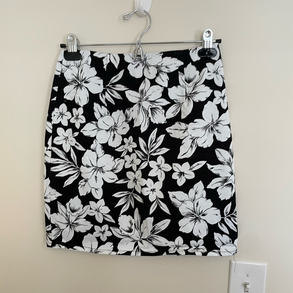 Allison Taylor Hawaiian Print Skirt